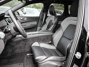 Volvo  Ultimate Dark Recharge Plug-In Hybrid AWD T8 Twin Engine EU6d Allrad HUD StandHZ