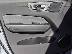 Volvo  Ultimate Dark Recharge Plug-In Hybrid AWD T8 Twin Engine EU6d Allrad HUD StandHZ