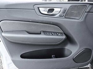 Volvo  Plus Dark Recharge Plug-In Hybrid AWD T6 Twin Engine EU6d Allrad StandHZG digita