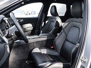 Volvo  Plus Dark Recharge Plug-In Hybrid AWD T6 Twin Engine EU6d Allrad StandHZG digita