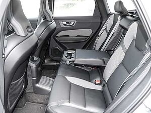 Volvo  Plus Dark Recharge Plug-In Hybrid AWD T6 Twin Engine EU6d Allrad StandHZG digita