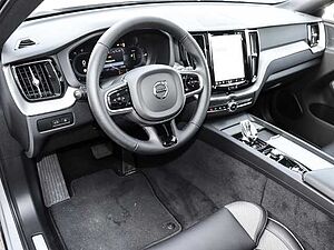 Volvo  Plus Dark Recharge Plug-In Hybrid AWD T6 Twin Engine EU6d Allrad StandHZG digita