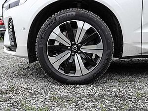 Volvo  Plus Dark Recharge Plug-In Hybrid AWD T8 Twin Engine EU6e Allrad StandHZG digita