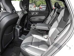 Volvo  Ultimate Dark Recharge Plug-In Hybrid AWD T8 Twin Engine EU6d Allrad HUD StandHZ