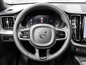 Volvo  Plus Dark Recharge Plug-In Hybrid AWD T6 Twin Engine EU6d Allrad StandHZG digita