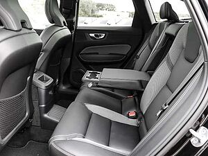 Volvo  Plus Dark Recharge Plug-In Hybrid AWD T8 Twin Engine EU6e Allrad StandHZG digita