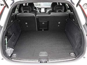 Volvo  Plus Dark Recharge Plug-In Hybrid AWD T8 Twin Engine EU6e Allrad StandHZG digita