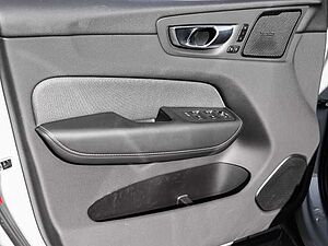 Volvo  Plus Dark Recharge Plug-In Hybrid AWD T8 Twin Engine EU6e Allrad StandHZG digita