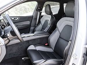 Volvo  Plus Dark Recharge Plug-In Hybrid AWD T8 Twin Engine EU6e Allrad StandHZG digita