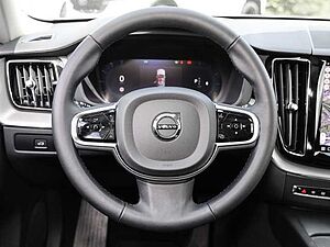 Volvo  Ultimate Dark 2WD B4 Diesel EU6d HUD AD digitales Cockpit Memory Sitze Soundsyst