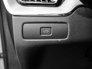 Volvo  Plus Dark AWD B5 Benzin EU6d Allrad Leder digitales Cockpit Memory Sitze Soundsy