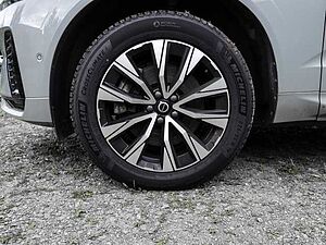 Volvo  Plus Dark AWD B5 Benzin EU6d Allrad Leder digitales Cockpit Memory Sitze Soundsy