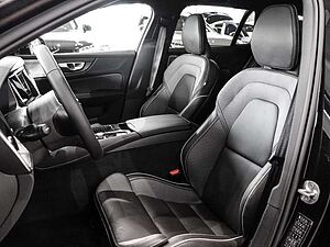 Volvo  T8 AWD Ultra Dark Recharge Plug-In Hybrid Twin Engine EU6d