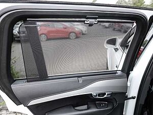 Volvo  Plus Bright AWD B5 Diesel EU6d 7-Sitzer Allrad StandHZG AHK digitales Cockpit Me