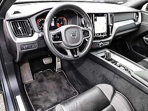 Volvo  R Design AWD B5 Diesel EU6d-T Allrad HUD StandHZG Navi digitales Cockpit Memory