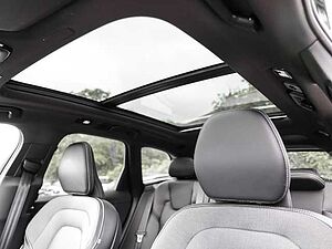 Volvo  Ultimate Dark Recharge Plug-In Hybrid AWD T8 Twin Engine EU6d Allrad HUD StandHZ