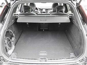 Volvo  Ultimate Dark Recharge Plug-In Hybrid AWD T8 Twin Engine EU6d Allrad HUD StandHZ