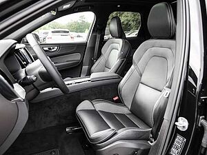 Volvo  Ultimate Dark Recharge Plug-In Hybrid AWD T8 Twin Engine EU6d Allrad HUD StandHZ