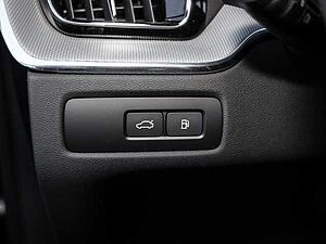 Volvo  Plus Dark Recharge Plug-In Hybrid AWD T8 Twin Engine EU6d Allrad StandHZG digita