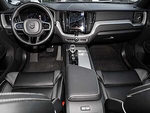 Volvo  Plus Dark Recharge Plug-In Hybrid AWD T8 Twin Engine EU6d Allrad StandHZG digita