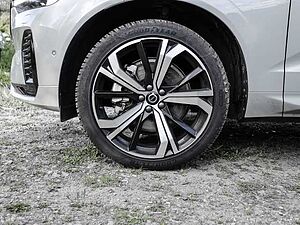 Volvo  Ultimate Dark Recharge Plug-In Hybrid AWD T8 Twin Engine EU6d Allrad HUD StandHZ