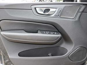 Volvo  Ultimate Dark AWD B4 Diesel EU6d Allrad HUD AD StandHZG digitales Cockpit Memory