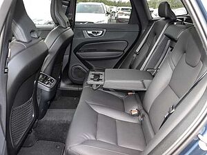 Volvo  Ultimate Dark AWD B4 Diesel EU6d Allrad HUD AD StandHZG digitales Cockpit Memory