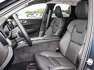 Volvo  Ultimate Dark AWD B4 Diesel EU6d Allrad HUD AD StandHZG digitales Cockpit Memory