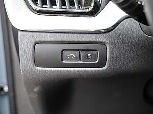 Volvo  Ultimate Dark Recharge Plug-In Hybrid AWD T8 Twin Engine EU6d Allrad HUD StandHZ