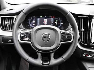 Volvo  Ultimate Dark Recharge Plug-In Hybrid AWD T8 Twin Engine EU6d Allrad HUD StandHZ