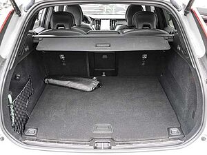 Volvo  Plus Dark Recharge Plug-In Hybrid AWD T8 Twin Engine EU6d Allrad StandHZG digita