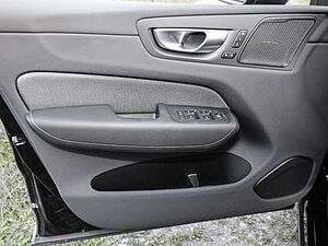 Volvo  Plus Dark Recharge Plug-In Hybrid AWD T8 Twin Engine EU6d Allrad StandHZG digita