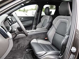 Volvo  Plus Dark Recharge Plug-In Hybrid AWD T8 Twin Engine EU6d Allrad StandHZG digita