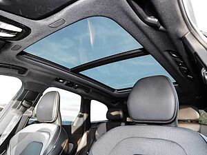 Volvo  Ultimate Dark Recharge Plug-In Hybrid AWD T8 Twin Engine EU6d Allrad HUD StandHZ