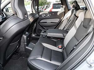 Volvo  Ultimate Dark Recharge Plug-In Hybrid AWD T8 Twin Engine EU6d Allrad HUD StandHZ