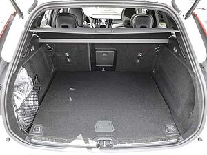 Volvo  Plus Dark Recharge Plug-In Hybrid AWD T6 Twin Engine EU6d Allrad StandHZG digita