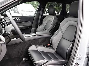 Volvo  Plus Dark Recharge Plug-In Hybrid AWD T6 Twin Engine EU6d Allrad StandHZG digita