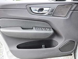 Volvo  Plus Dark Recharge Plug-In Hybrid AWD T8 Twin Engine EU6d Allrad StandHZG digita