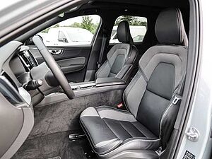 Volvo  Plus Dark Recharge Plug-In Hybrid AWD T8 Twin Engine EU6d Allrad StandHZG digita
