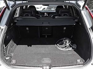 Volvo  Plus Dark Recharge Plug-In Hybrid AWD T6 Twin Engine EU6d Allrad StandHZG digita