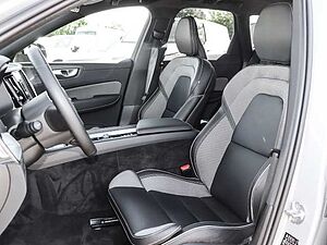 Volvo  Plus Dark Recharge Plug-In Hybrid AWD T6 Twin Engine EU6d Allrad StandHZG digita
