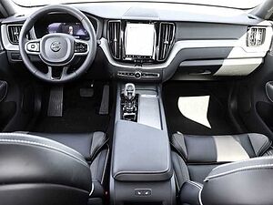 Volvo  Plus Dark Recharge Plug-In Hybrid AWD T8 Twin Engine EU6d Allrad StandHZG digita
