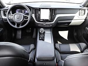 Volvo  Plus Dark Recharge Plug-In Hybrid AWD T8 Twin Engine EU6d Allrad StandHZG digita
