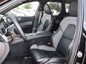 Volvo  Plus Dark Recharge Plug-In Hybrid AWD T6 Twin Engine EU6d Allrad StandHZG digita