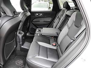 Volvo  Plus Dark Recharge Plug-In Hybrid AWD T6 Twin Engine EU6d Allrad StandHZG digita
