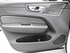 Volvo  Ultimate Dark Recharge Plug-In Hybrid AWD T8 Twin Engine EU6d Allrad HUD StandHZ