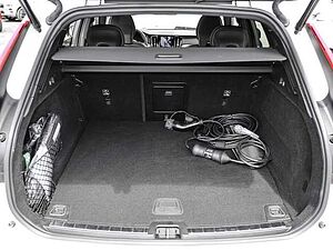 Volvo  Ultimate Dark Recharge Plug-In Hybrid AWD T8 Twin Engine EU6d Allrad HUD StandHZ