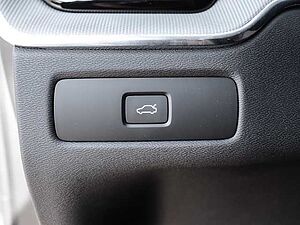 Volvo  Ultimate Dark 2WD B4 Diesel EU6d HUD AD digitales Cockpit Memory Sitze Soundsyst