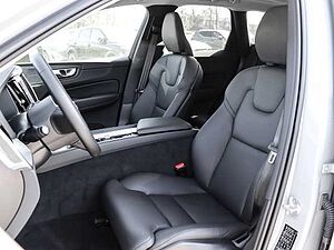 Volvo  Ultimate Dark 2WD B4 Diesel EU6d HUD AD digitales Cockpit Memory Sitze Soundsyst