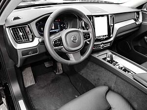 Volvo  Ultimate Dark 2WD B4 Diesel EU6d HUD AD digitales Cockpit Memory Sitze Soundsyst